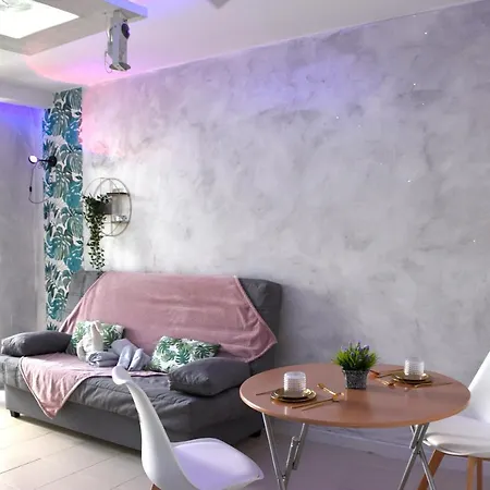 Tropical Park - Piscina - Parking - Edificio Corbeta 산미겔데아보나
