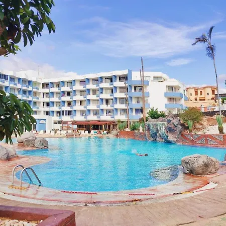 Tropical Park - Piscina - Parking - Edificio Corbeta * 산미겔데아보나