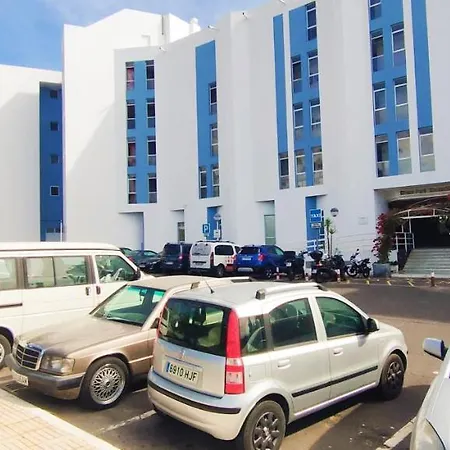 Tropical Park - Piscina - Parking - Edificio Corbeta 산미겔데아보나